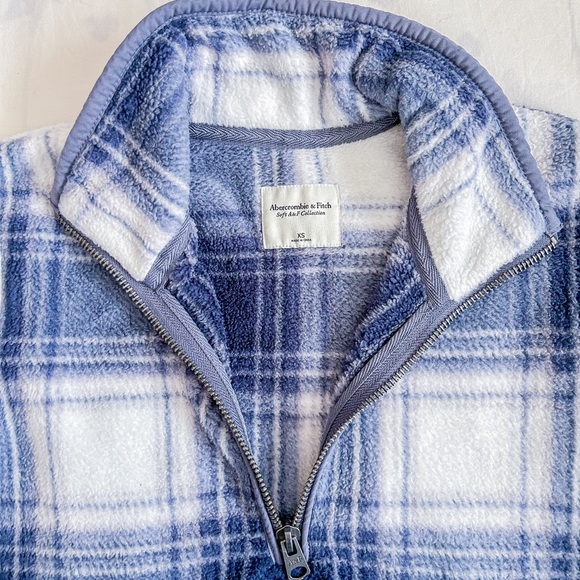 Abercrombie Plaid Quarter Zip Sherpa Sweater (Size: XS) - Picture 4 of 15